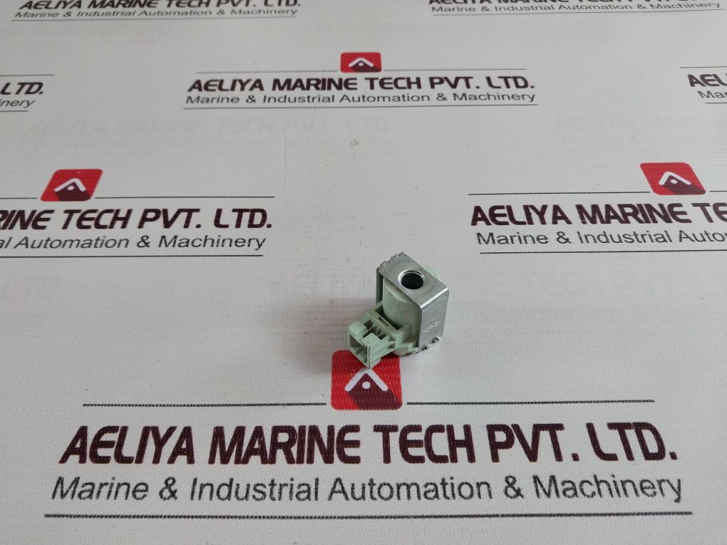 Electrolux 471 6860-18 Coil 220/240V