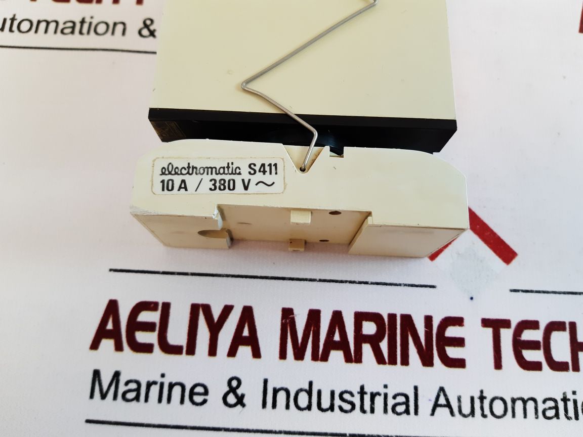 Electromatic Sa205 724 Delay On Operate With Base 3-60 Sec