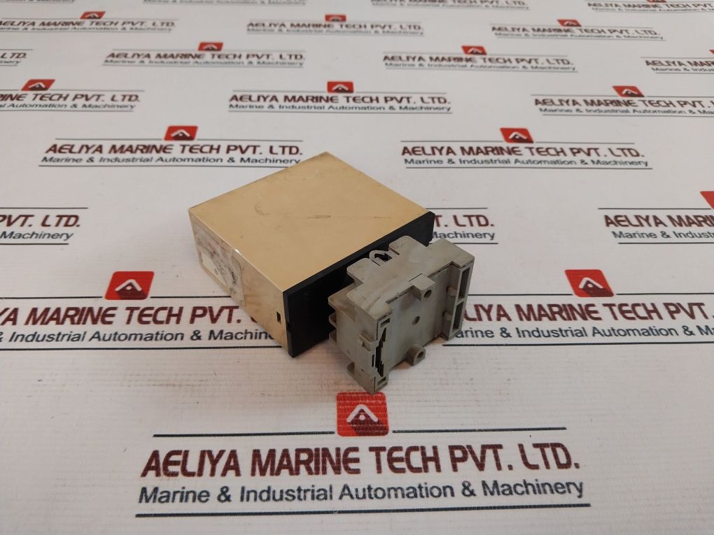 Electromatic Sa 105 724 Delay On Operate With Base 10A 300V