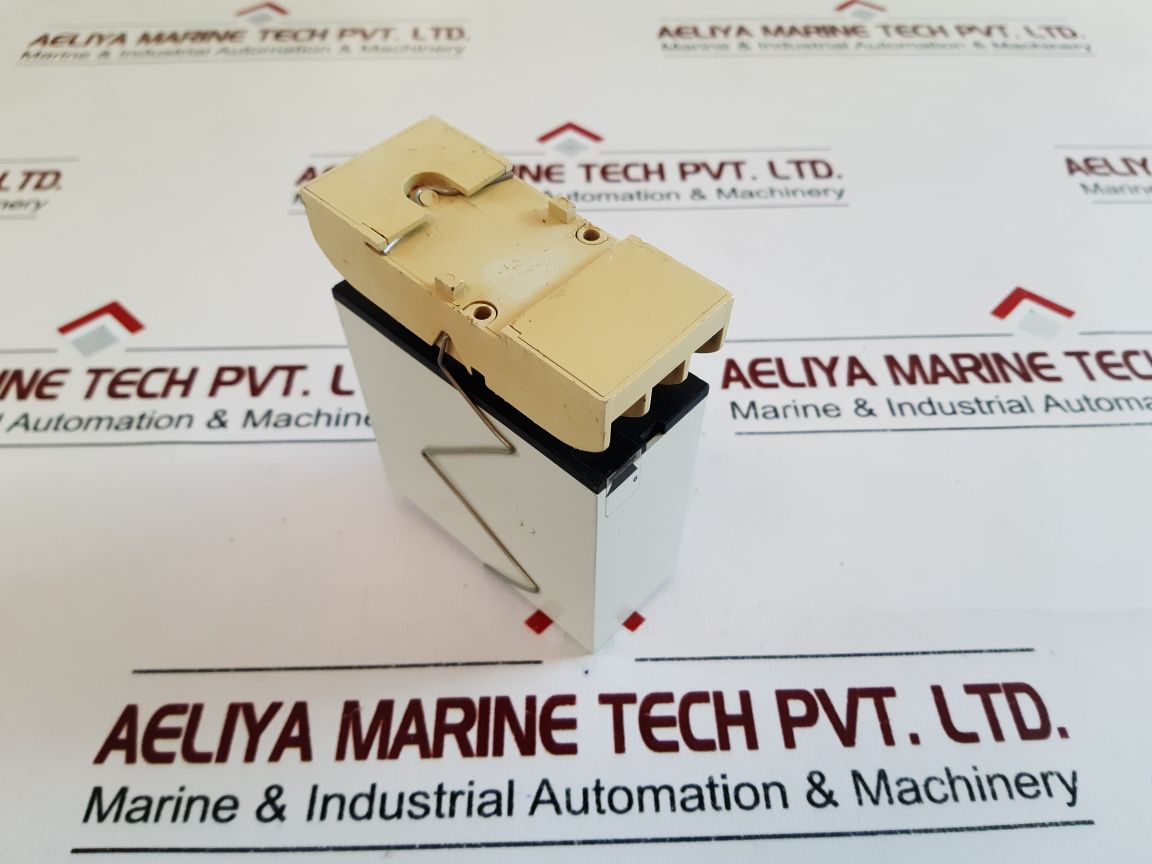 Electromatic Sa 205 220 Delay On Operate With Base 0,8-18 Sec