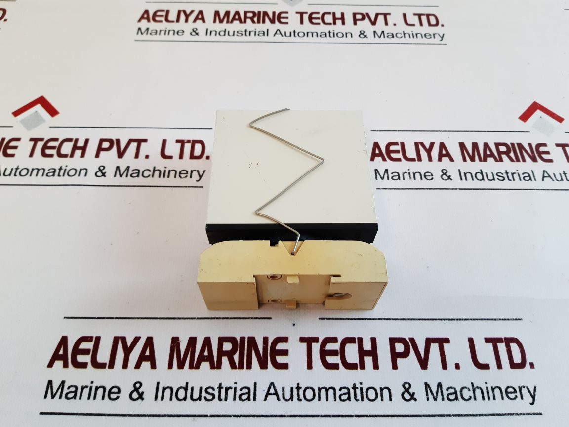 Electromatic Sa 205 220 Delay On Operate With Base 0,8-18 Sec