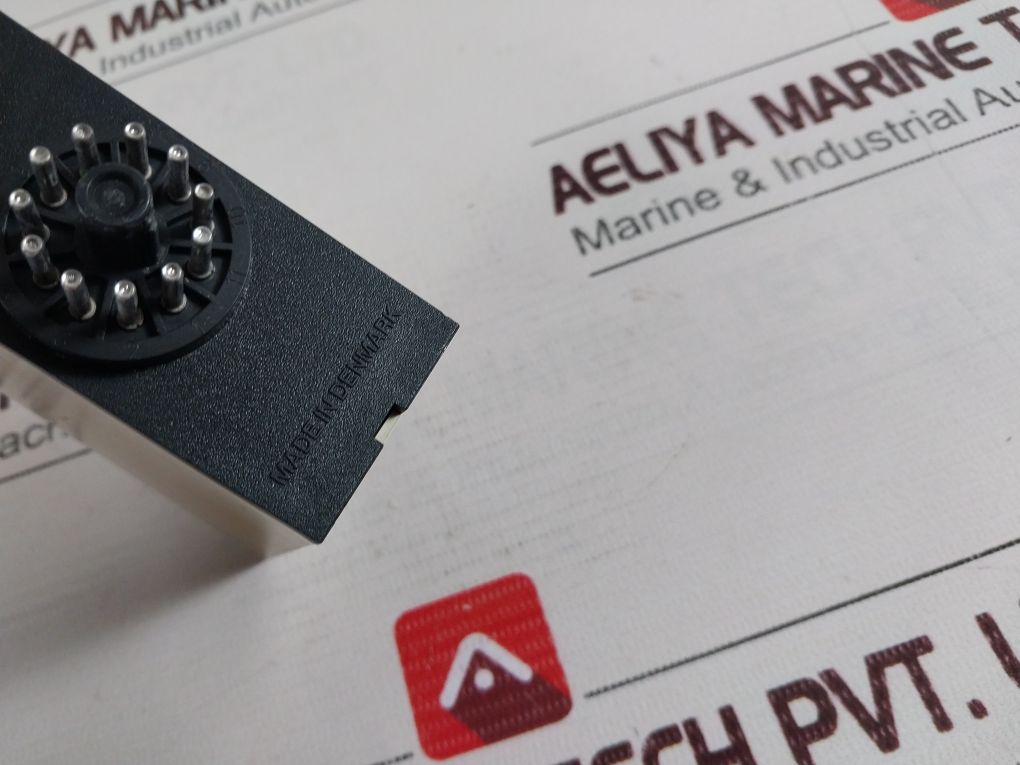 Electromatic S-system Se 110 220 Infrared Photo Relay