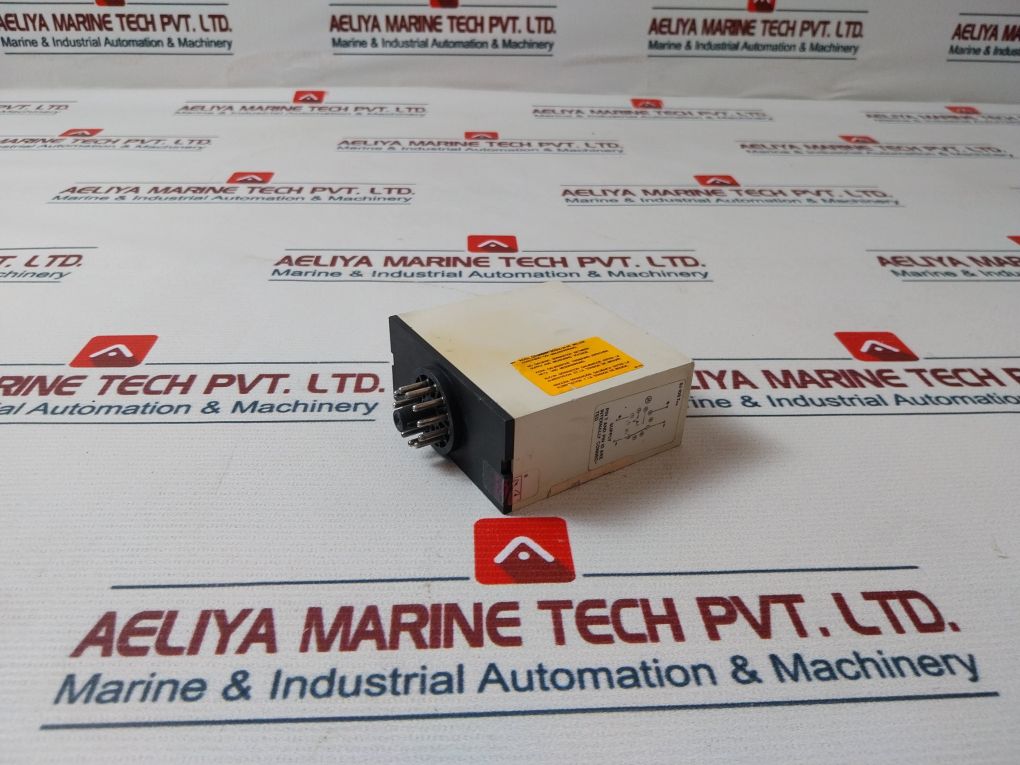 Electromatic Sj 105 724 Dc Current Level Relay Internal Shunt 4-20 Ma