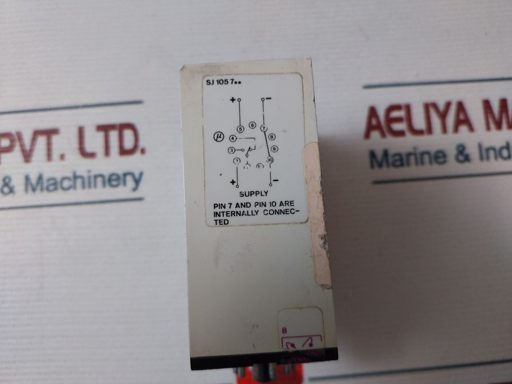 Electromatic Sj 105 724 Dc Current Level Relay Internal Shunt 4-20 Ma
