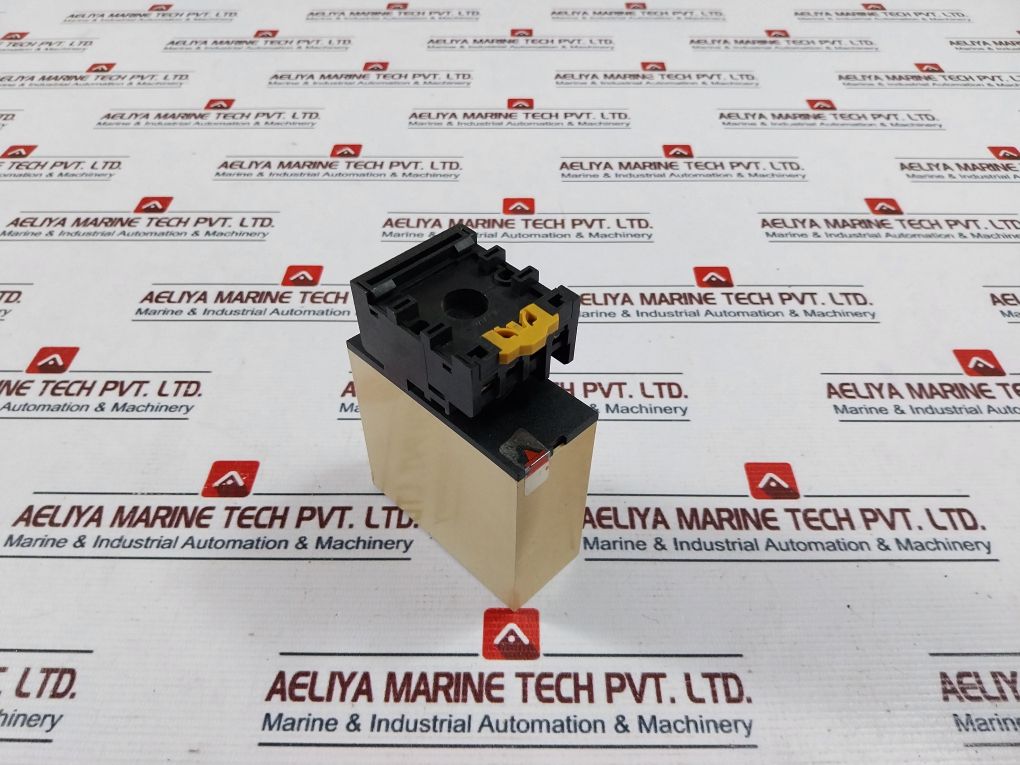 Electromatic Sv 110 230 Cond. Liquids Dual Level Relay 10A 250V