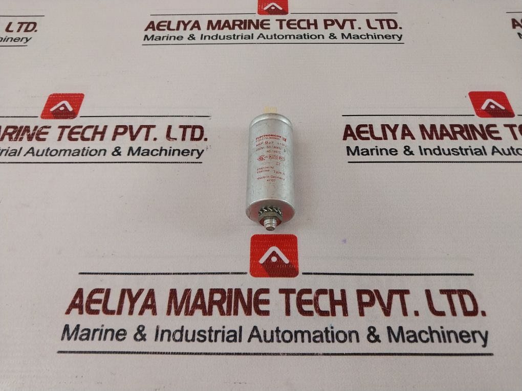 Electronicon E02.C70-300900 Capacitor