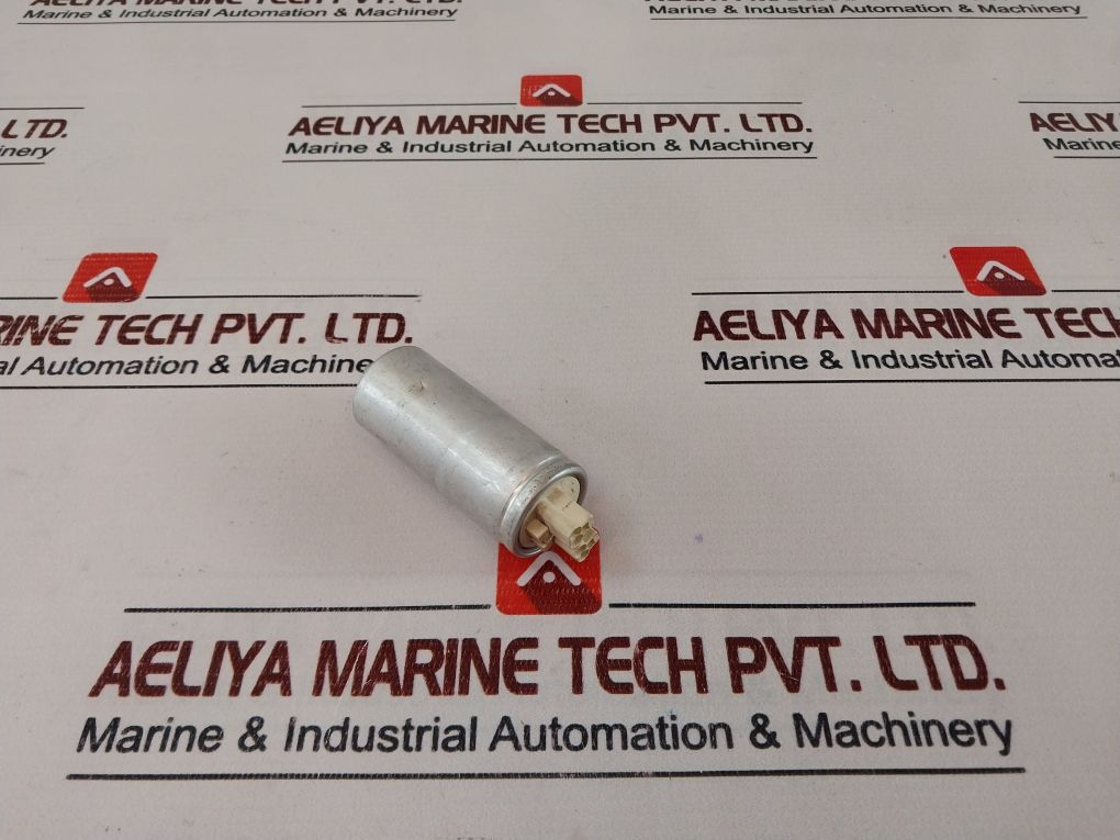 Electronicon E02.C70-300900 Capacitor