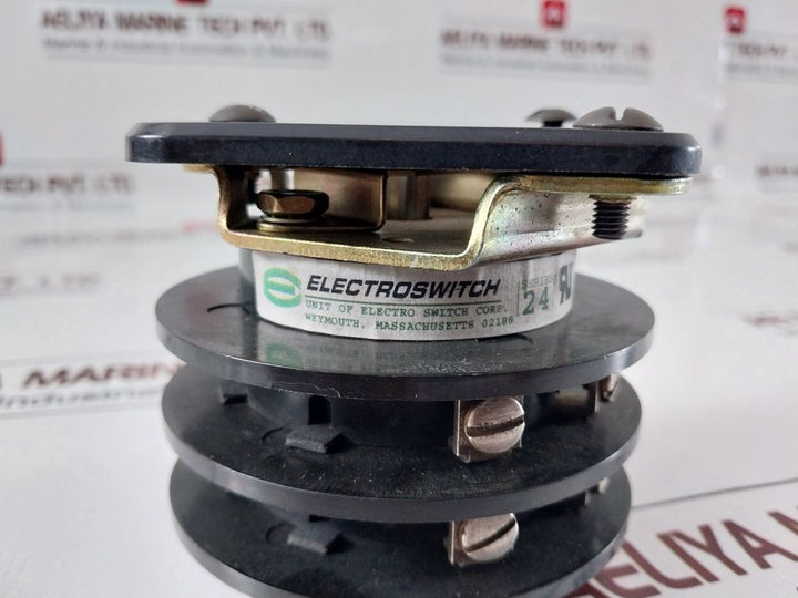 Electroswitch 2424E Rotary Synchroscope Switch