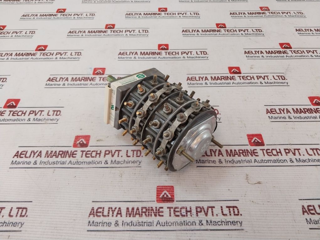 Electroswitch Type W-2 Rotary Switch 20A 600Vac