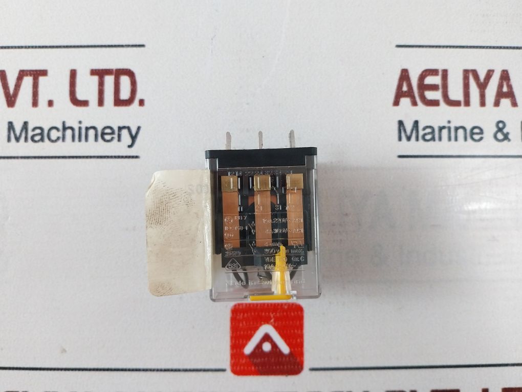 Elesta Skr122 Industrial Relay 220V~ Ac50/60Hz