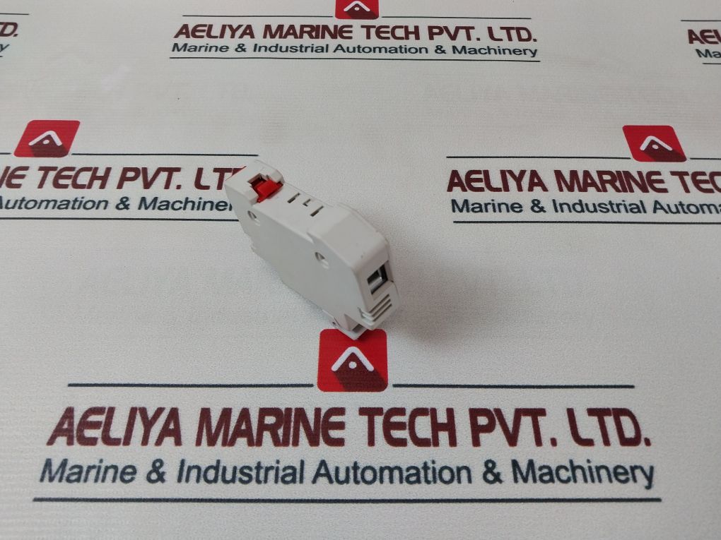 Elf Ef048348 Fuse Holder 32A 690V