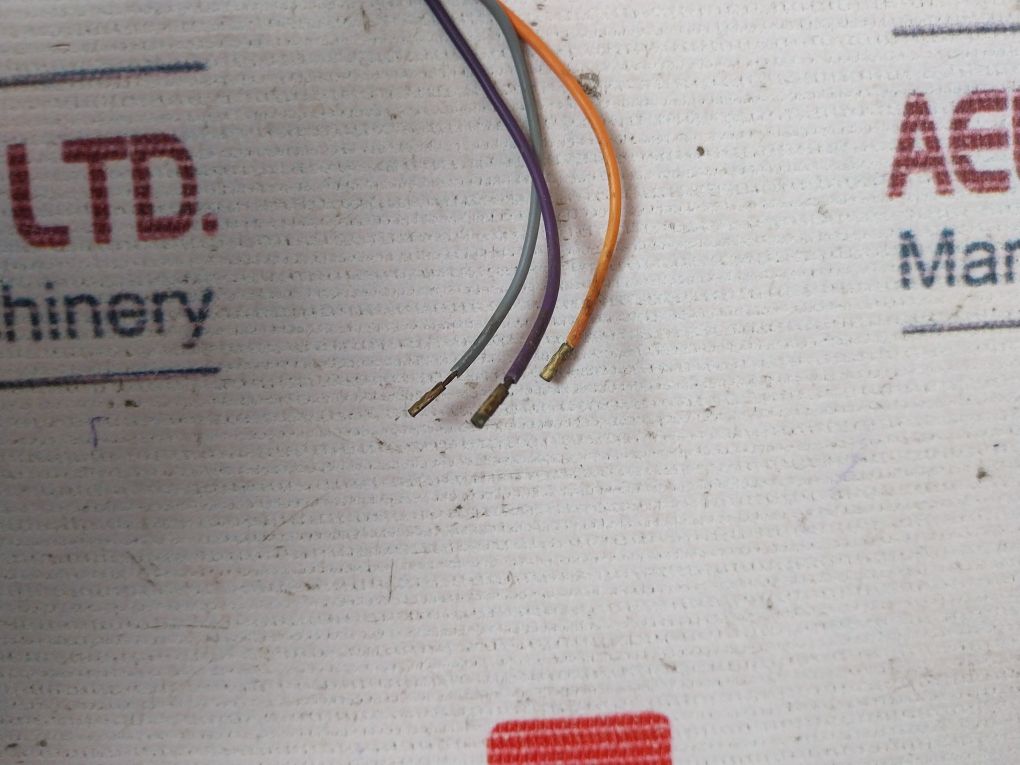 Elgin 1F 20W 5A Maxi Orange Air Conditioner