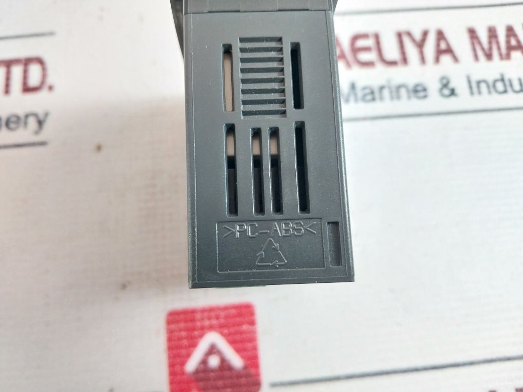 Eliwell Idp2Ecb7E0001 Temperature Controller 230V~4.5W