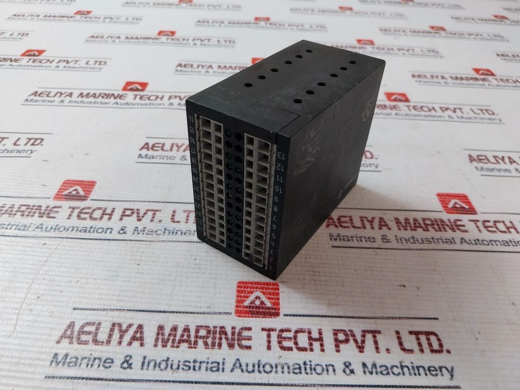 Elobau 462M41H31 Safety Control Unit 24V Ac/Dc