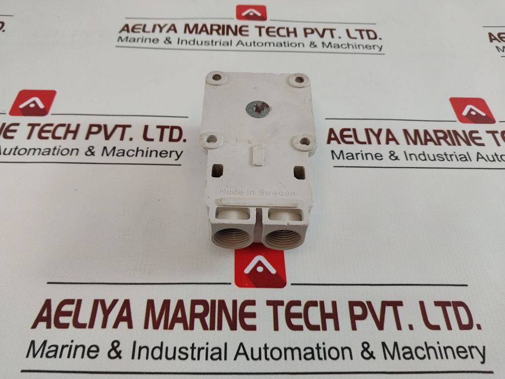 Elomek Gpm Door Holder Magnet 24V