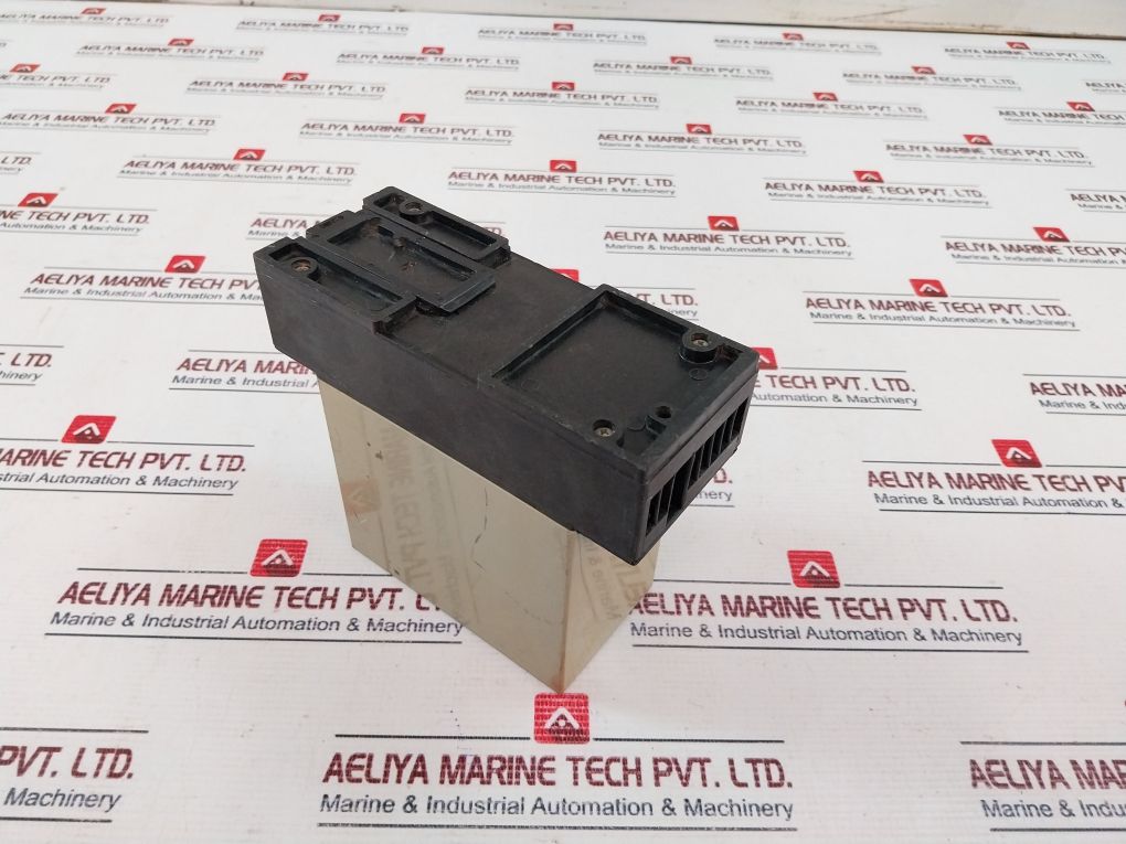 Elster Tra-267 Measuring Transducer With Base 230V Ac 300A / 5A