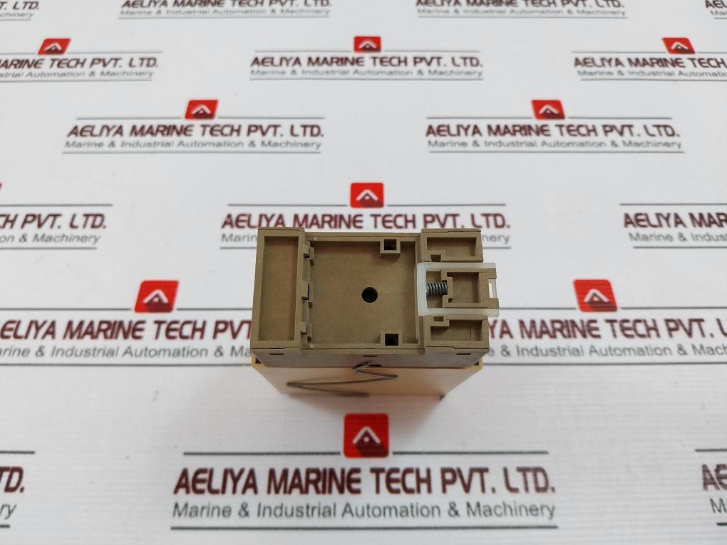 Elteco Rp10-1-1-230 Voltage Monitoring Relay With Base 1 Pole 8A/250Vac