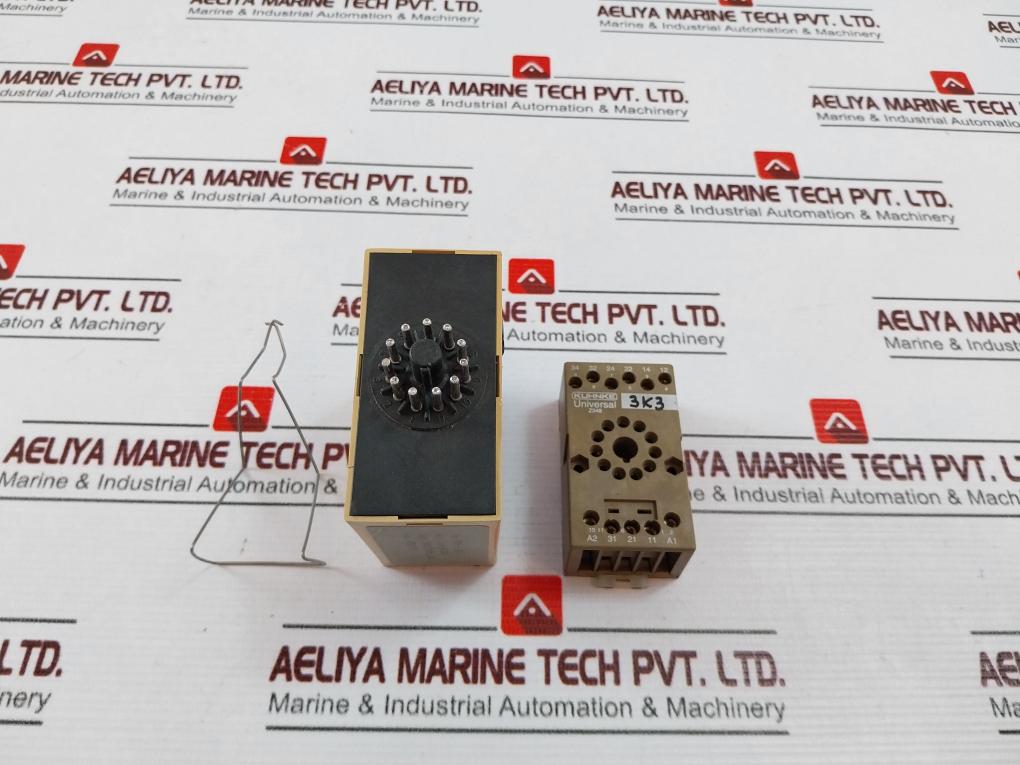 Elteco Rp10-1-1-230 Voltage Monitoring Relay With Base 1 Pole 8A/250Vac