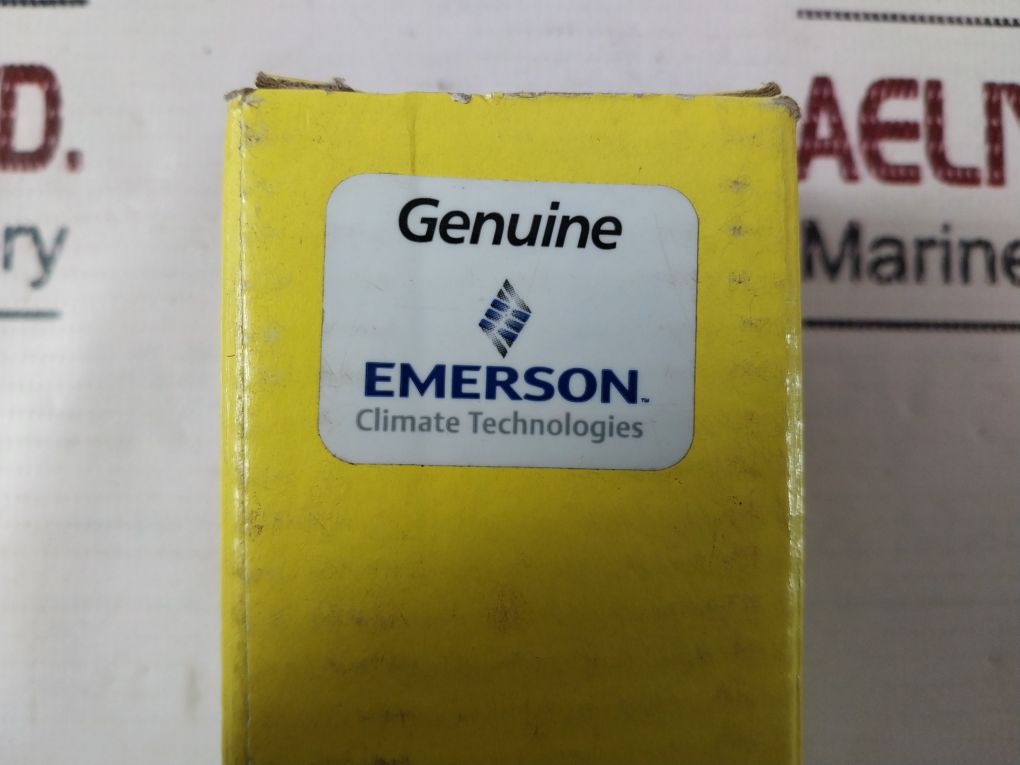 Emerson Ek-033