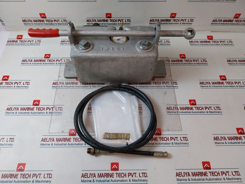 Empeo 17151 Mounting Pump