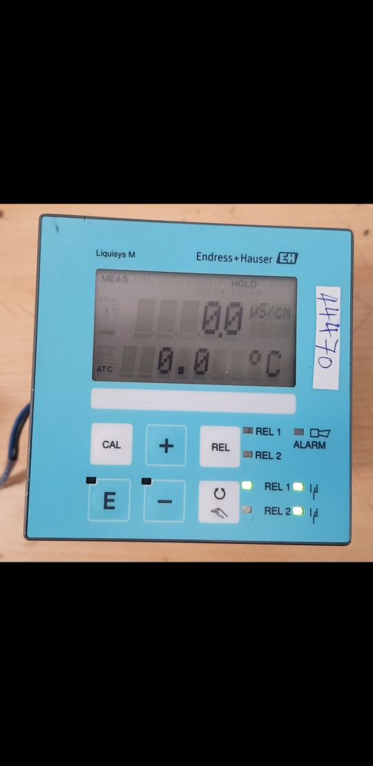 Endress + Hauser Clm223-cd0110 Liquisys-m Conductivity Transmitter