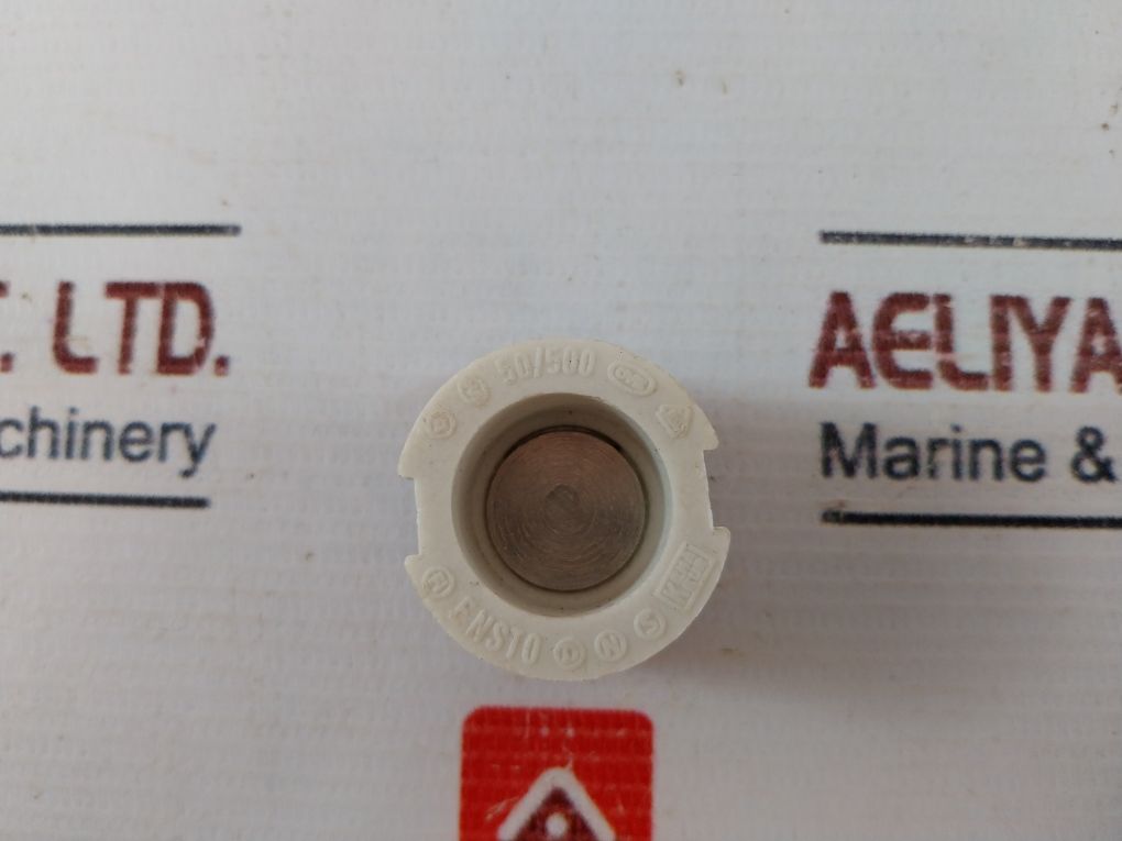 Ensto 50/500 Screw