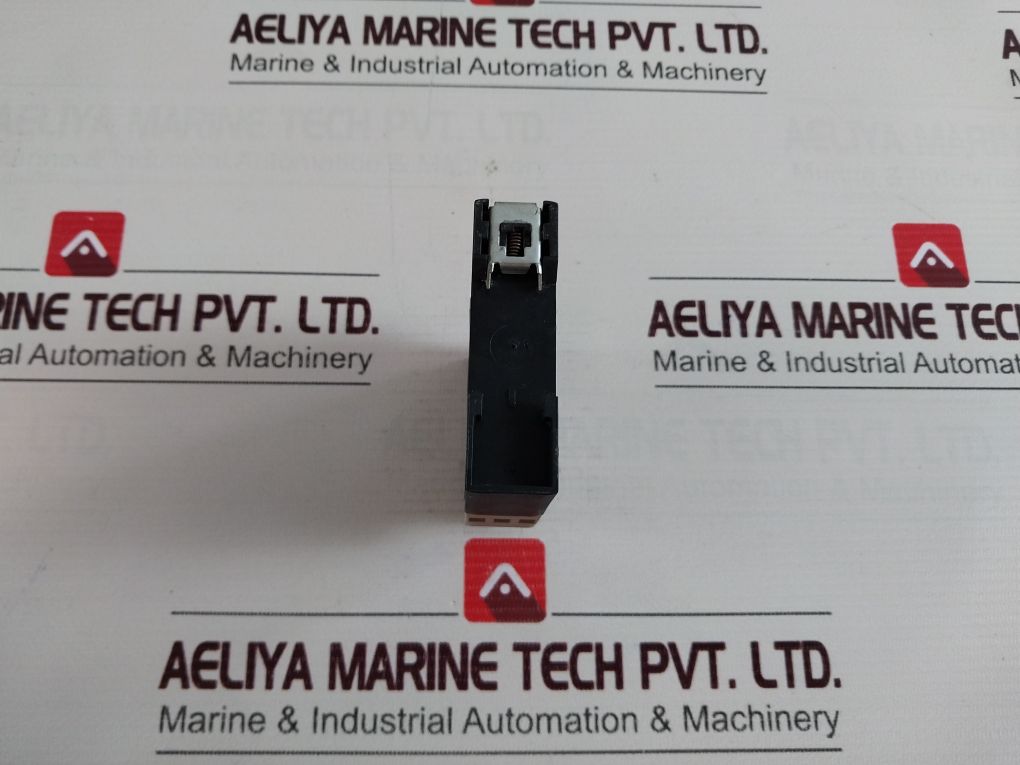 Entrelec Schiele 2.430.103.02 Time Relay 110-240Vac