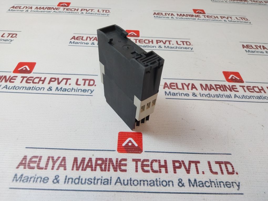 Entrelec Ahs Off Delay Timer With Auxiliary Supply