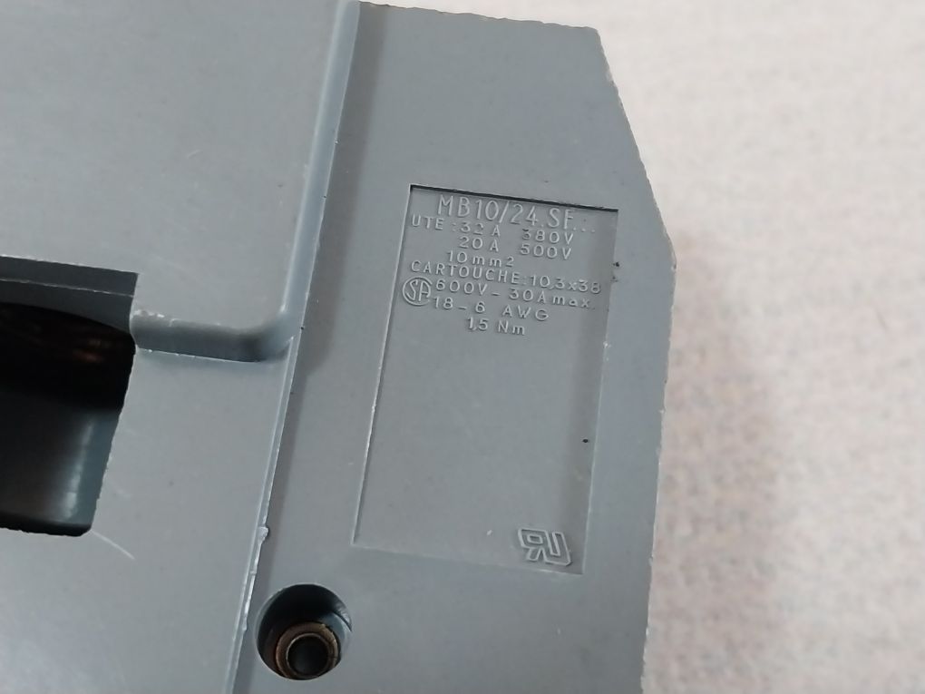 Lot Of 19X Entrelec Mb10/24.Sf Terminal Block With Screw Plug