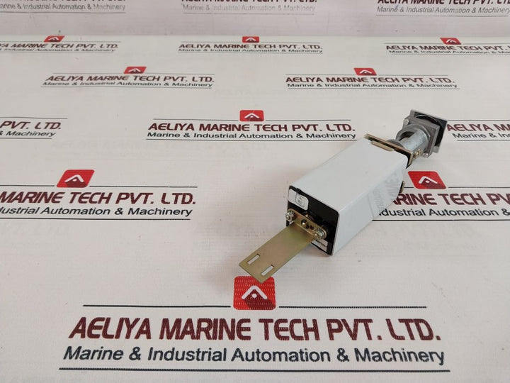 Entrelec P.01 Switch Tpl-turn-push-light