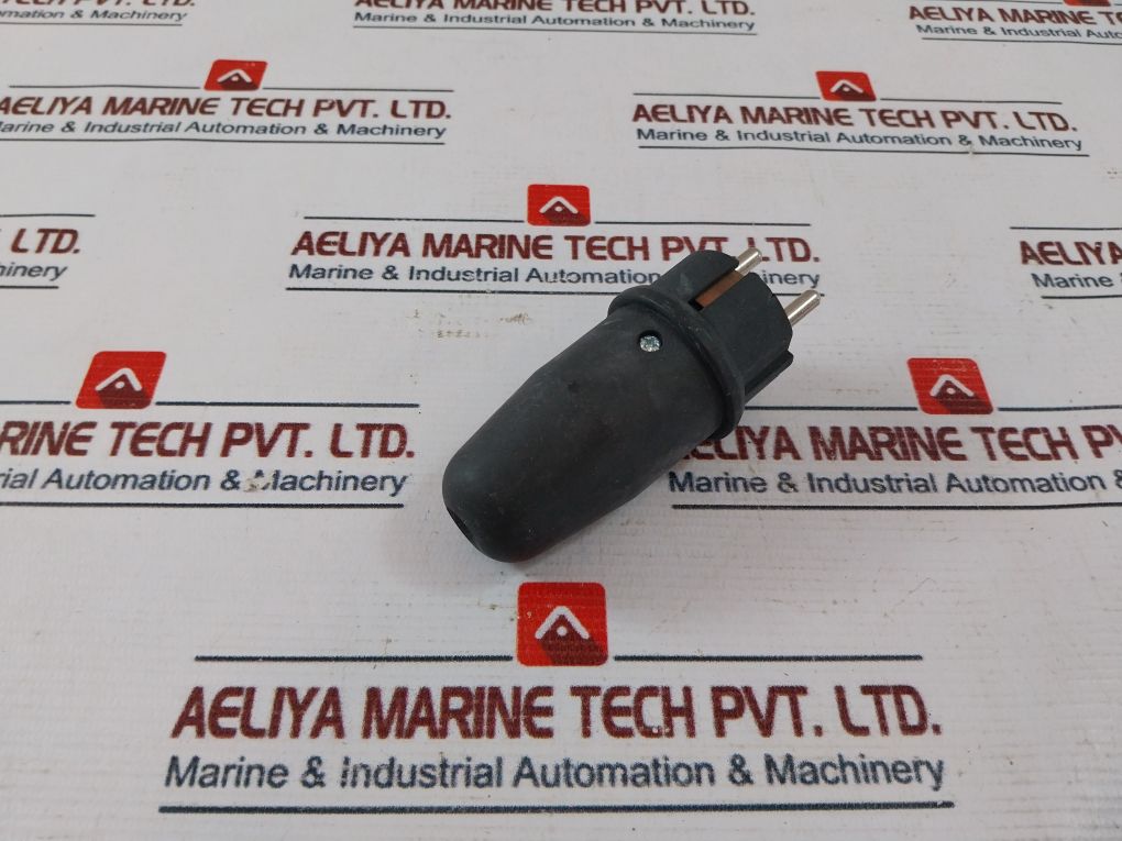 Etman Etm227S Plug Elect Schuko 2-pin+Earth Rubber