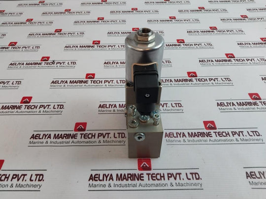 Eugen Seitz 118.156.110N 3-way Solenoid Valve 126.664.00