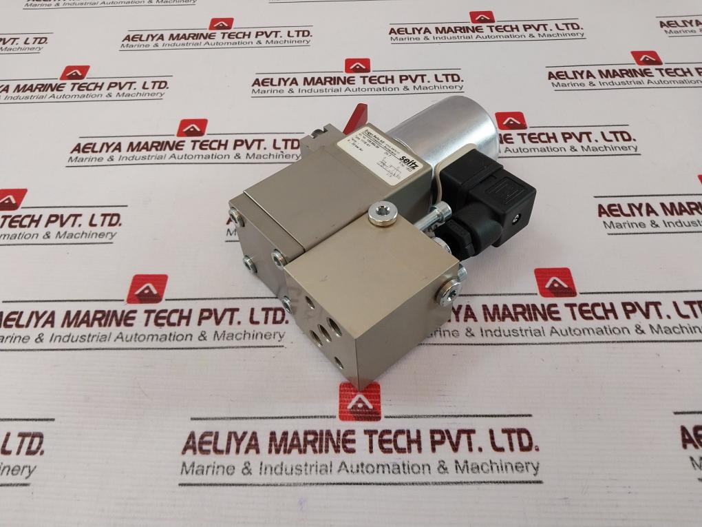Eugen Seitz 118.156.110N Solenoid Valve 110V Dc