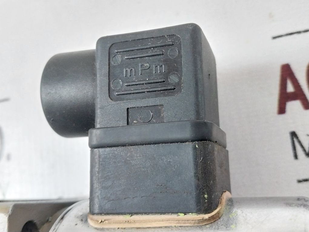Eugen Seitz 118 100 024 N Solenoid Valve Coil