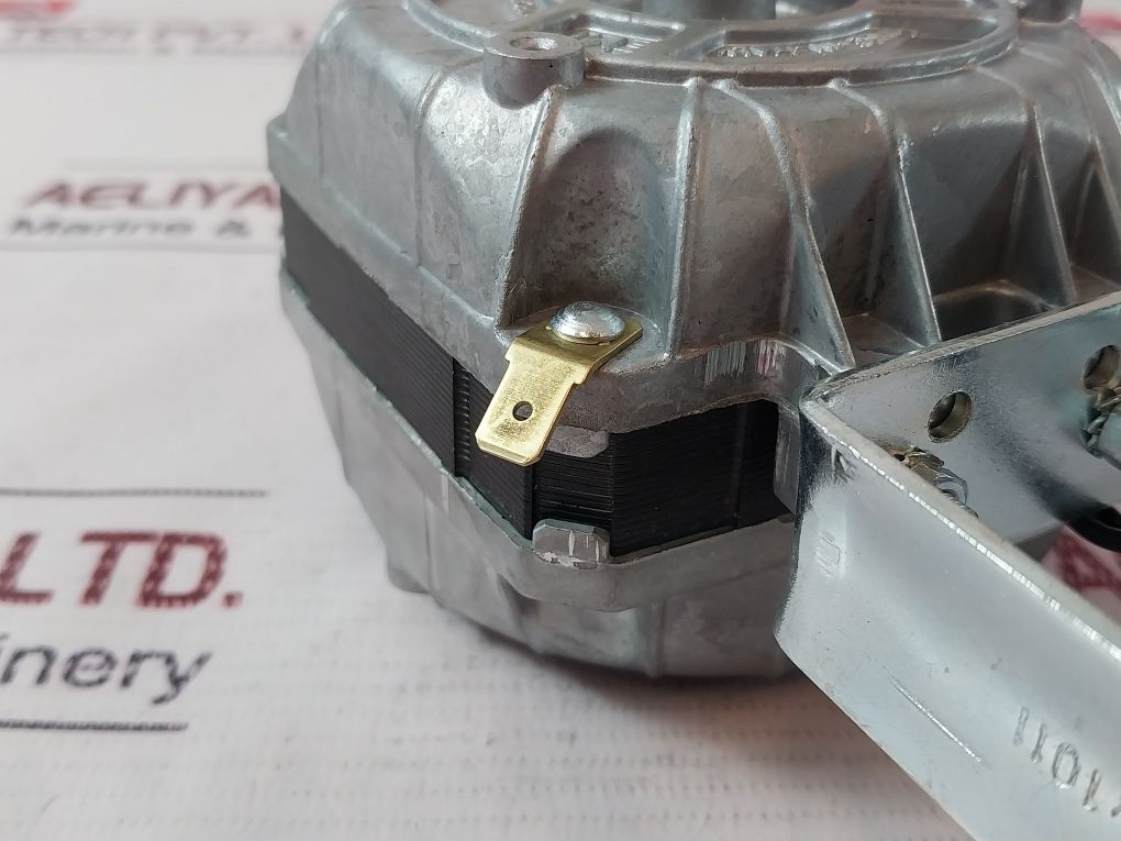 Euro-motors 82Ce-1305 Fan Motor 230V 50/60Hz 5/30W 0.20A