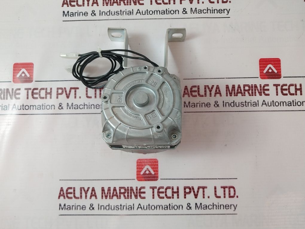 Euro-motors 82Ce-1305 Fan Motor 230V 50/60Hz 5/30W 0.20A