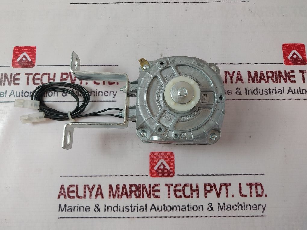 Euro-motors 82Ce-1305 Fan Motor 230V 50/60Hz 5/30W 0.20A