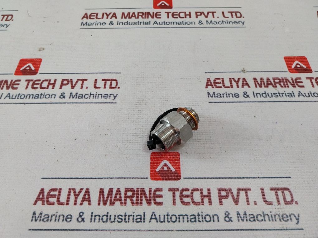 Lot Of 15X European Diesel 80-475-04143-810 Thermocouple Fitting