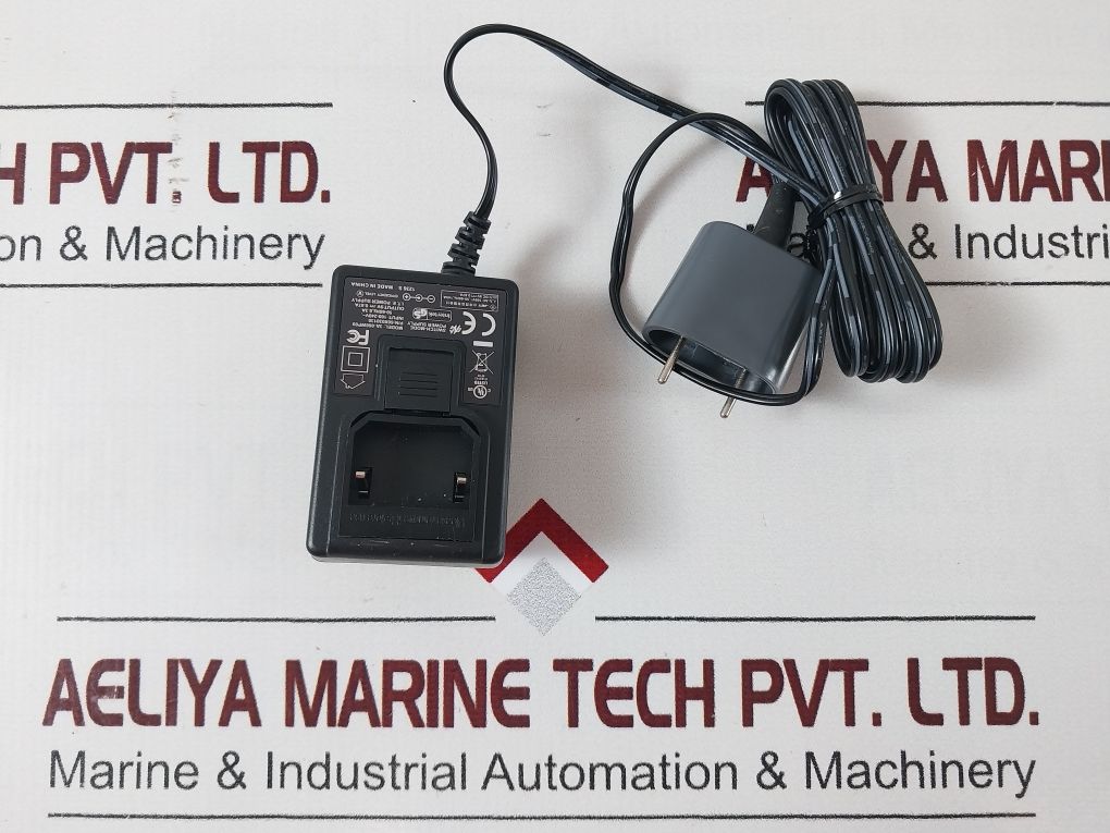 Eutech Cond 610 Waterproof Handheld Conductivity Meter Set