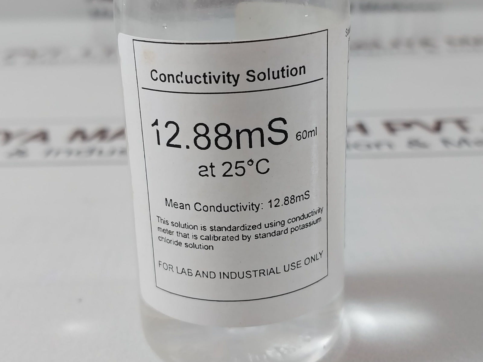 Eutech Cond 610 Waterproof Handheld Conductivity Meter Set