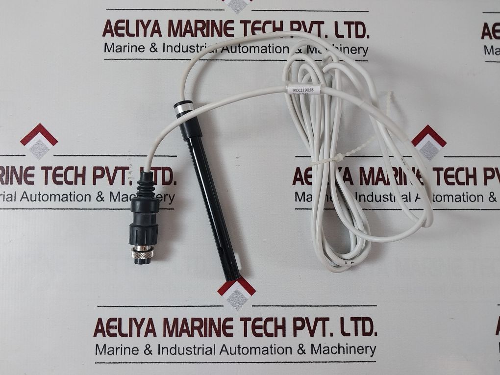 Eutech Cond 610 Waterproof Handheld Conductivity Meter Set