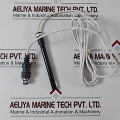 Eutech Cond 610 Waterproof Handheld Conductivity Meter Set