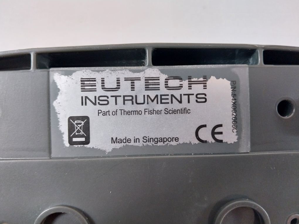 Eutech Ph 700 Ph/Mv/°C/°F Meter 54X002606C