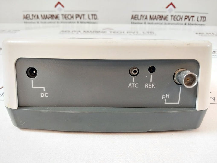 Eutech Ph 700 Ph/Mv/°C/°F Meter 54X002606C