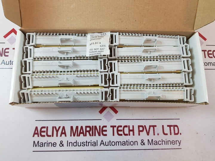 Set of 10x Excel 550-240 terminal/disconnection strip 237a