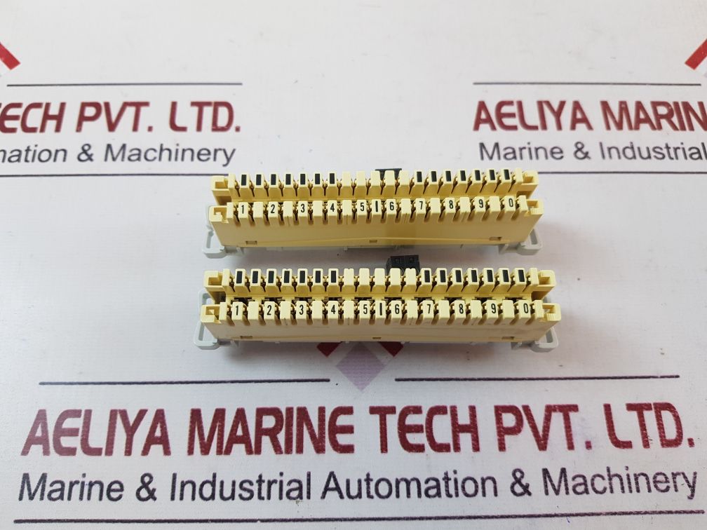 Set of 10x Excel 550-240 terminal/disconnection strip 237a