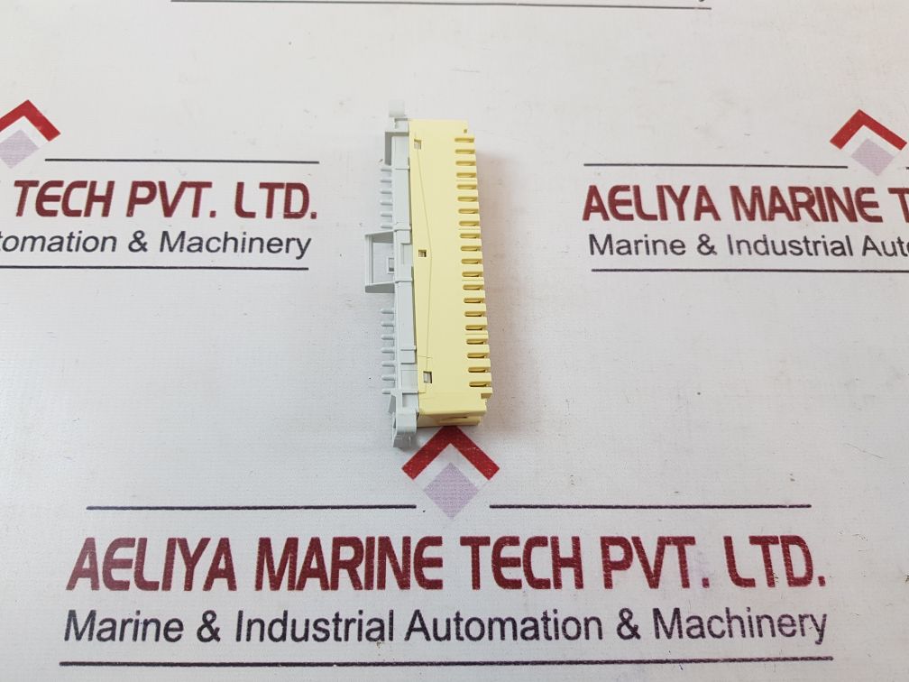 Set of 10x Excel 550-240 terminal/disconnection strip 237a