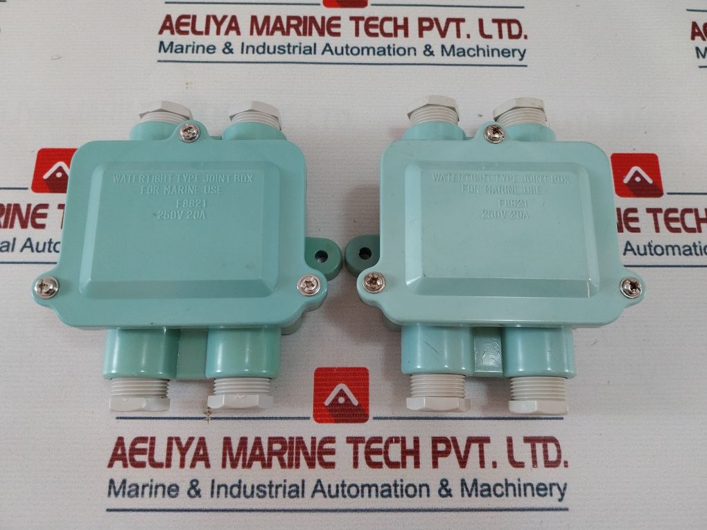 F8821 250V 20A Watertight Junction Box