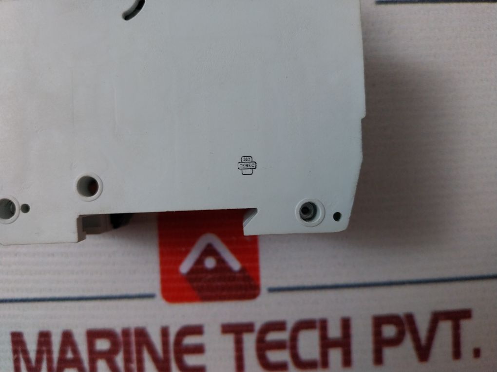 F&G L7-10/2/B Circuit Breaker 10A 2 Pole