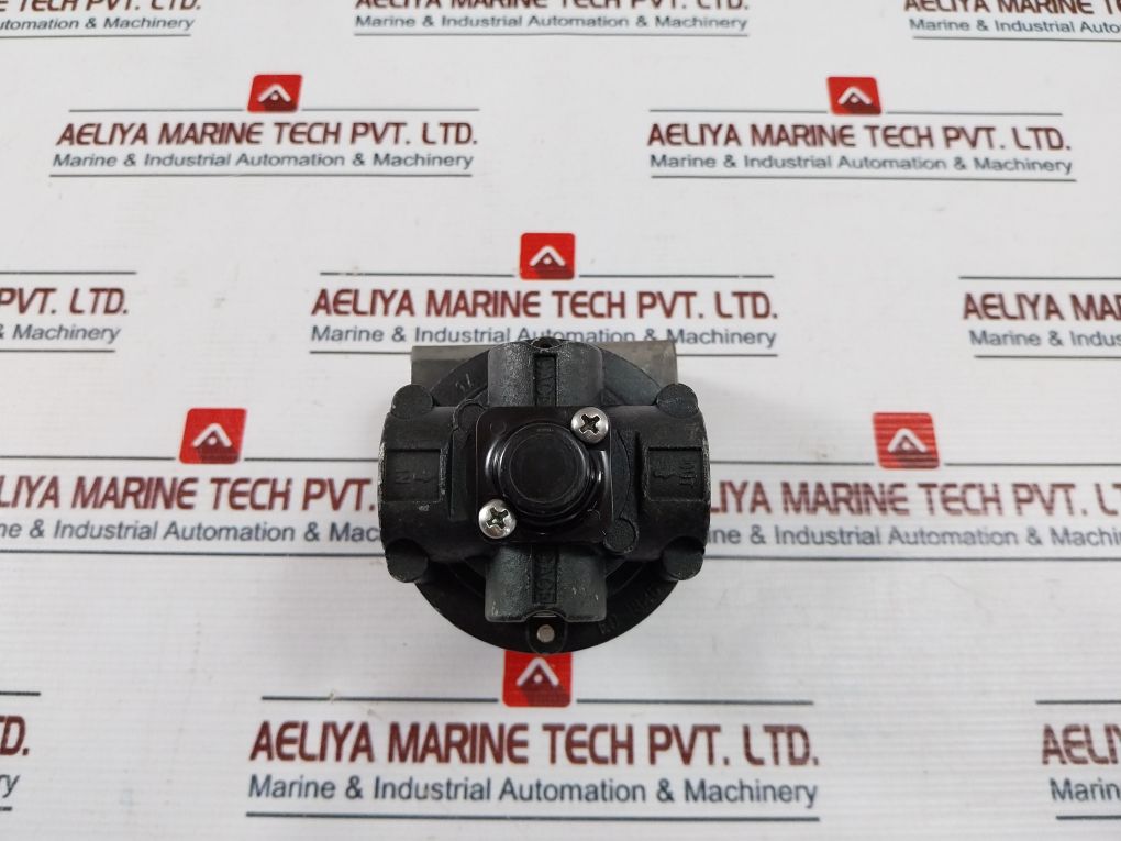 Fairchild 20832 Pneumatic Precision Booster 250 Psig